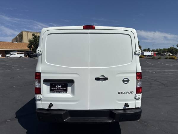 2020 Nissan NV2500 - Photo 6