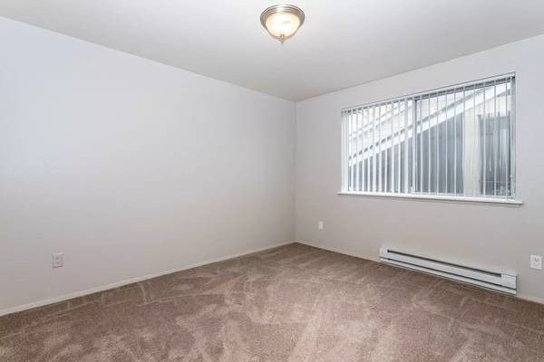 $1,650 / 2br - 829ft2 - A fresh take on living: Explore our 2 BR, 829 Sq Ft spaces. (AUBURN - Auburn’s downtown)63850756755203124