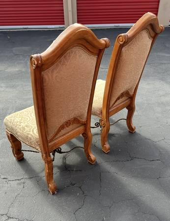 solid Chairs - $200 (MODESTO)63470292281217121