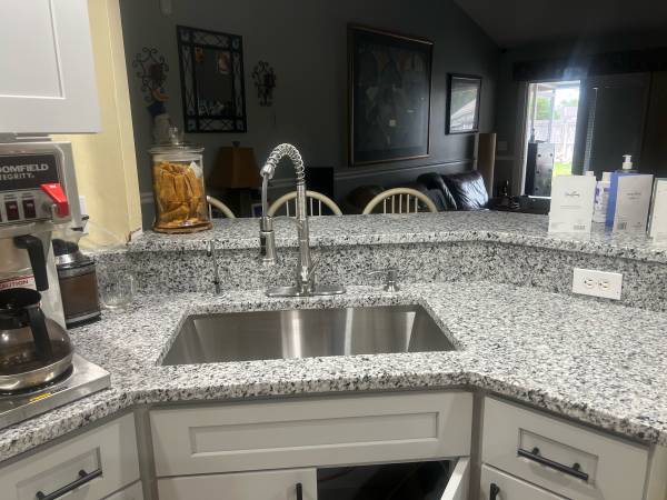 $900 / 3br - Furnished Bedroom in beautiful community for 1 person (Jacksonville Woodland Forest)63377634290945121