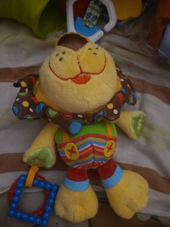 Playgro carseat baby toy 1