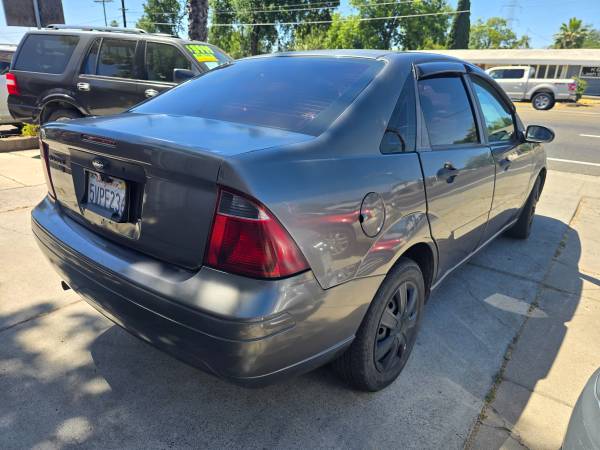 2007 Ford Focus ZX4 SE 4dr Sedan 134300 Miles - $3,299 (Sacramento)63619149657089122