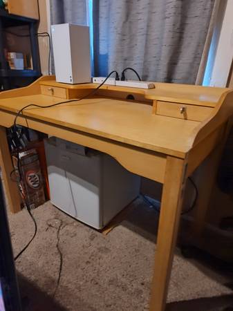 Desk 1