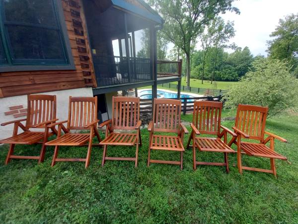 6 Beautiful Solid Teak Folding Chairs 1
