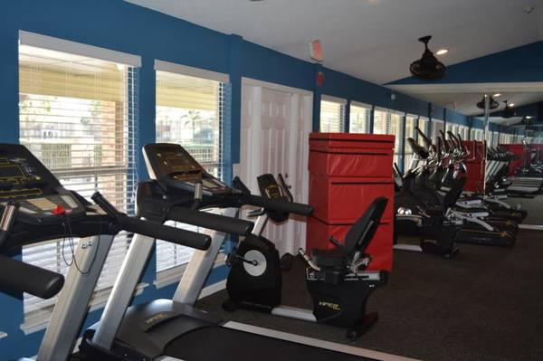 $1,850 / 2br - 2 Bedroom, Completely Remodeled, Near Downtown  WPB (West Palm Beach)64051008016643123