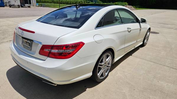 2010 Mercedes E550 Coupe - 54K Miles - Diamond Pearl - Cooled Seats! - $14,999 (Downtown Raleigh)63470073357825124