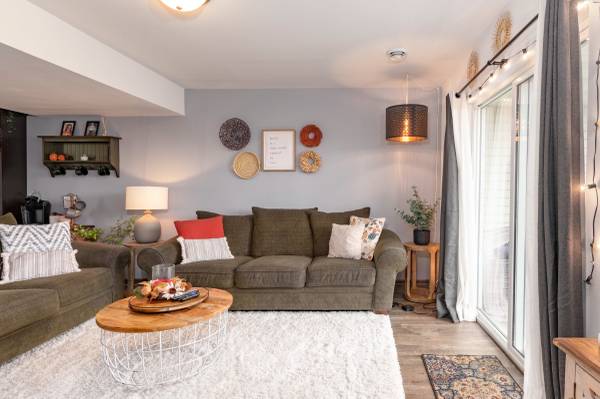 $1,800 / 3br - 1200ft2 - Pineview Townhomes in Jordan has 2 & 3BR for lease!-Beautiful Finishes (Jordan, MN)64048421806083120