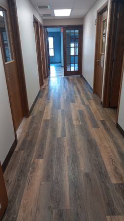$600 / 200ft2 - Office Space - approx 200 SF (Greenville)64163329419137123