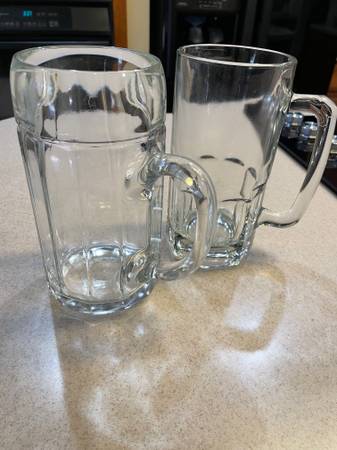 Two Extra-Large Glass Beer Mugs 1