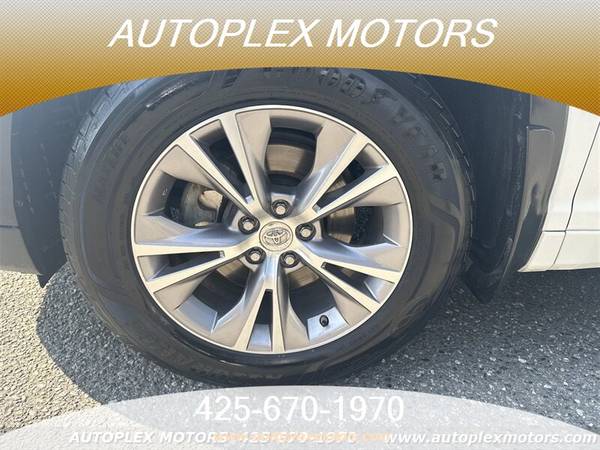 2015 TOYOTA HIGHLANDER XLE - AWD - $13,99563624308152065124