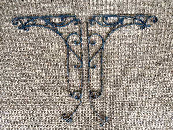 Decorative Brass Shelf Brackets 1
