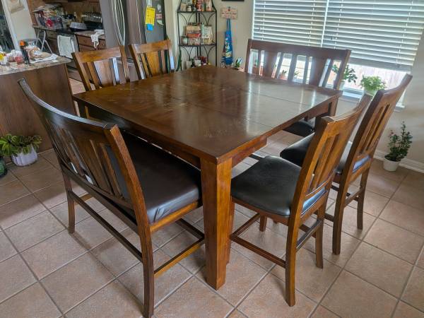 7-piece dining table and chairs - counter height 1