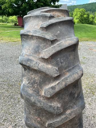 Firestone 16.9-30 tractor tires 1