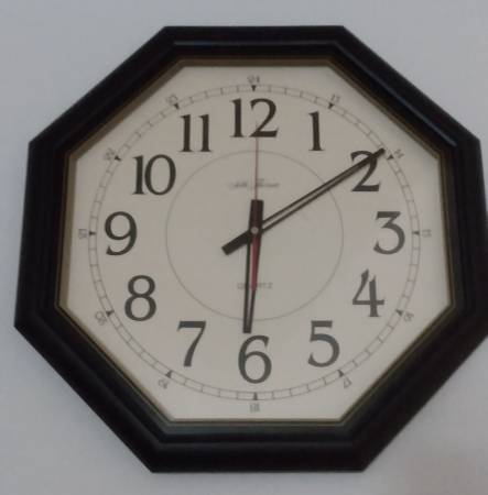 Hexagonal Wall Clock 1