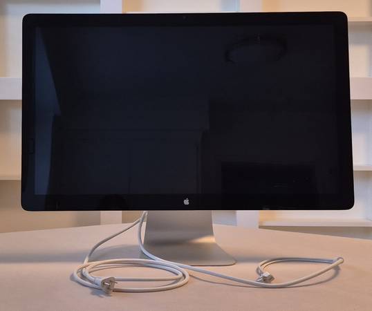 Apple Thunderbolt Display 27-inch LED Backlit Widescreen Monitor 1