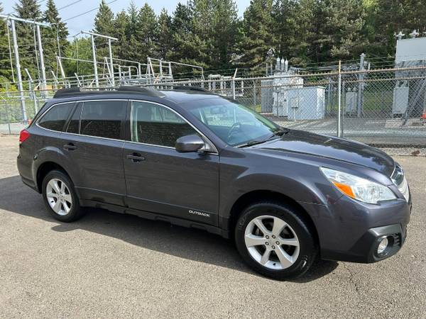 2013 Subaru Outback 2.5i Premium AWD --Comercio local, título limpio, automático - $9,995 (kirkland)63613954511361122