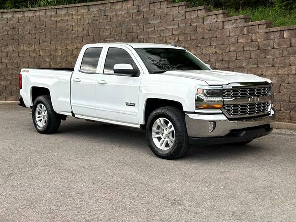 2018 Chevrolet Silverado 1500 LT Double Cab 4WD - $16,900 (Hendersonville)63624909261571124