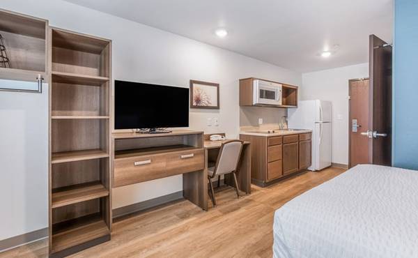 $1,904 / 1br - Month-to-Month Flexibility - No Lease, No Deposit, No Long Commitment! (5001 W 79th Street, Burbank, IL)63898858232962122