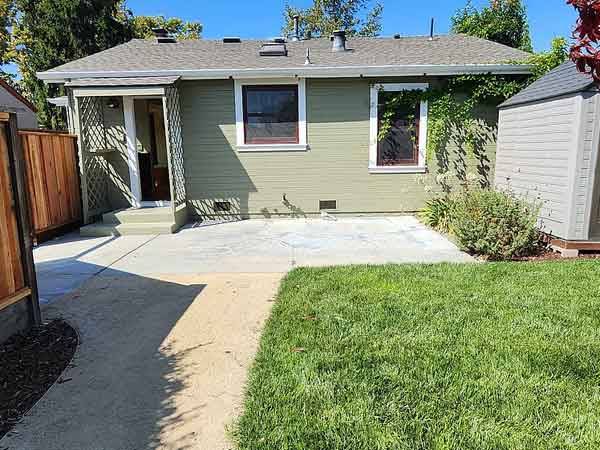 $1,050 / 2br - 🌻💖Charming 2 bedroom 1 bath home💖 (San Jose, CA)63413866163841121
