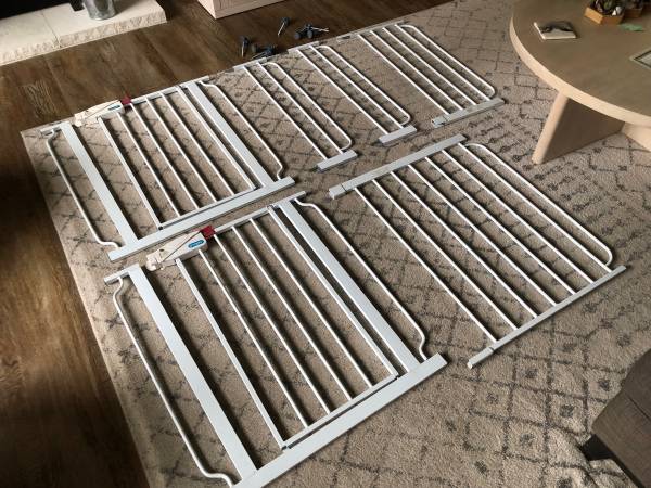 Regalo Baby / Safety Gates 1