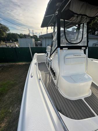 Tidewater 216cc, pocas horas (313 horas), 150 hp, 4 tiempos - $31.500 (Fernandina Beach)63471403693187123