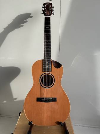 Journey Overhead Folding Travel Guitar 1