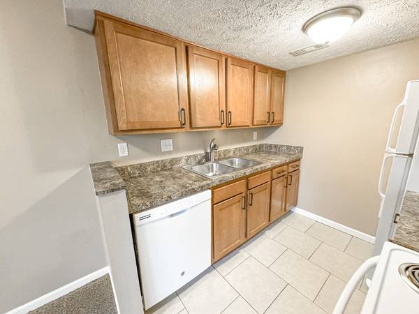 $1,050 / 1br - Ready This Soon!63681733097475120