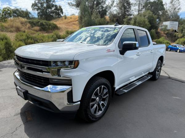 Used 2021 Chevrolet Silverado 1500 LT - $37,990 (Sierra Motors)63478740041601121