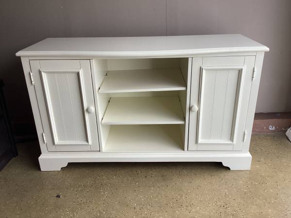 Solid Wood White Cabinet with Shelves. 1