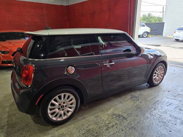 2016 MINI COOPER S clean Florida title ! 25 service records available 🙂 - $10,900 (Miami)63489696049153124