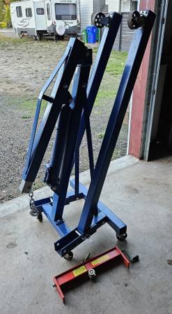 Engine Hoist/Cherry Picker 1
