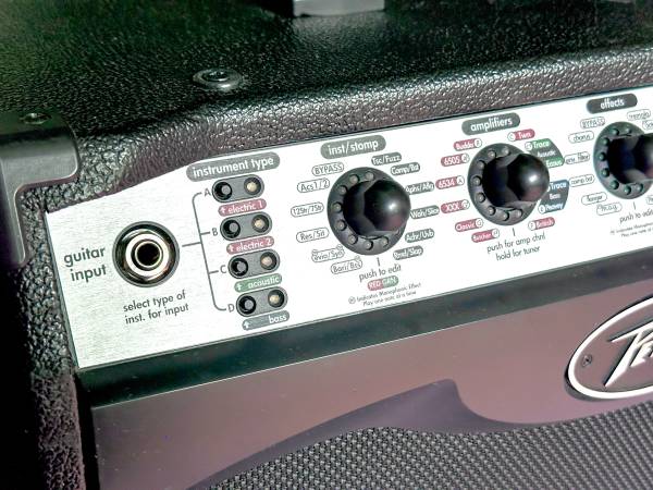 Peavey VYPYR Viper VIP 2 Amplificador de guitarra analógico/digital con efectos - $200 (Wasilla/Anchorage)63470278791171121