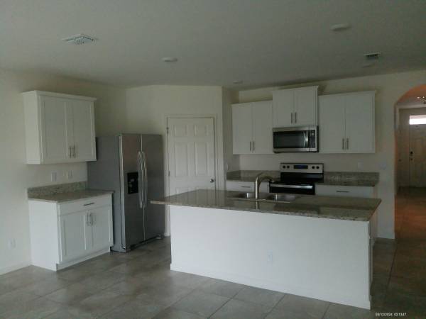 $2,575 / 4br - 1858ft2 - ¡¡Impresionante!! Casa recién construida de 4 habitaciones y 2 baños (Estates at Tradition)63799909158019122