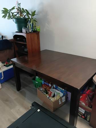 Dining Table with 4 Chairs - Wood 1