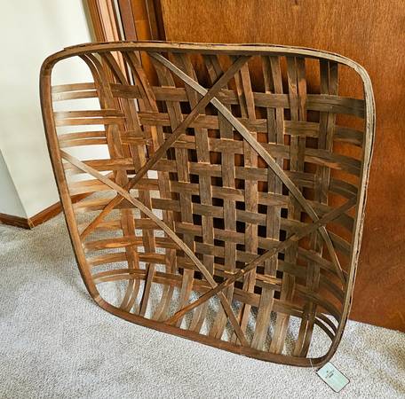 Large Tobacco Basket 1