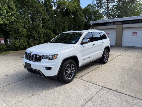 2018 JEEP GRAND CHEROKEE LIMITED 4X4 - $14,90063654715646851120