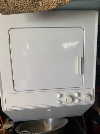 Older Maytag Stackable Washer/dryer 1