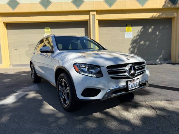 2018 Mercedes Benz GLC 300 4Matic - $11,900 (san leandro)63469743428353121