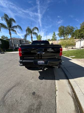 2016 Chevrolet SILVERADO 2500 LT - Photo 3