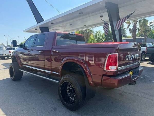 2016 RAM Laramie Limited 4dr - Photo 4