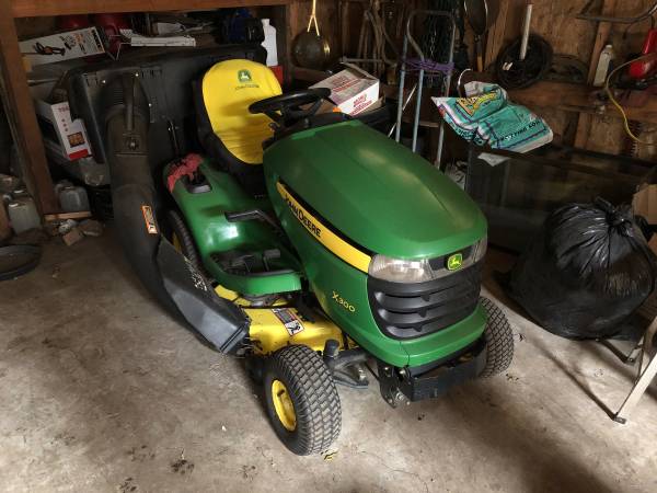 John Deere lawn mower 1