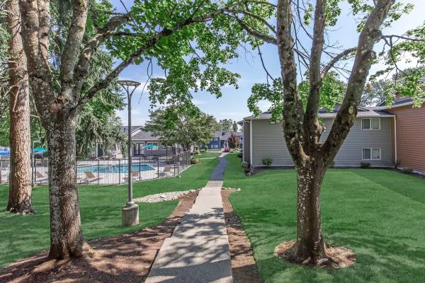 $1,318 / 375ft2 - New home just right for you!  Amazing location in Everett! (Everett - Paine Field)63852484177665120