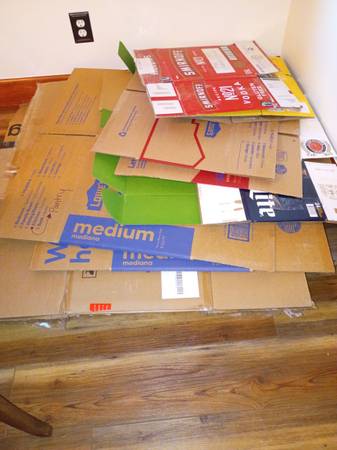 *Pending PIckup* Free moving boxes and wrapping paper in Georgetown Ohio 1