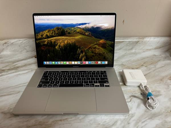 2019 MacBook Pro 15" 1