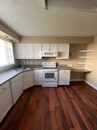 $1,227 / 2br - 948ft2 - Remodeled 2 Bed for IMMEDIATE Move! - $1,227 (Omaha, NE)64020840134915123