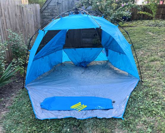 L.L. Bean Sunbuster Folding Shelter 1