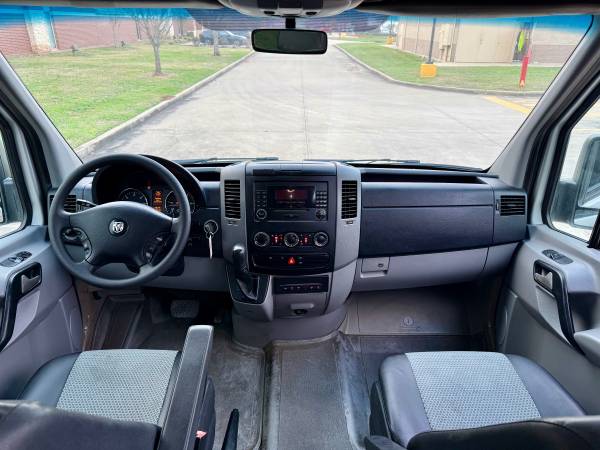 2008 Sprinter 2500 – 12 - Photo 14