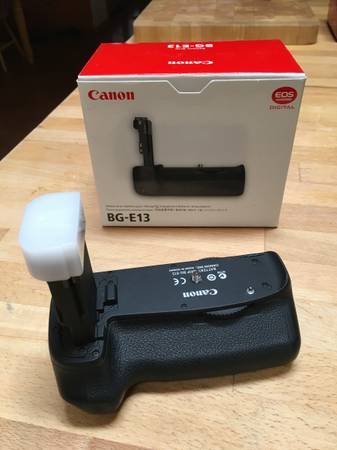 Canon BG-E13 Battery Grip 1