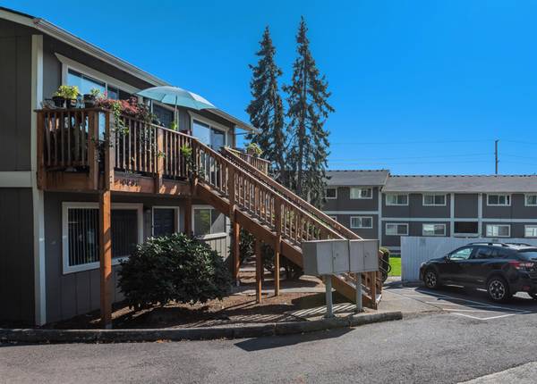 $1,400 / 2br - Instalaciones de lavandería las 24 horas en el lugar, admitimos mascotas - Dos dormitorios (Portland)63820707723905121