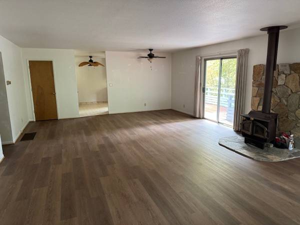 $1,800 / 2br - 1016ft2 - BEAUTIFUL DOWNTOWN MURPHYS (Murphys)63952108547202123